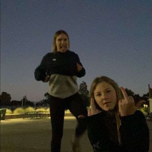 Meet your Posher, Adriana